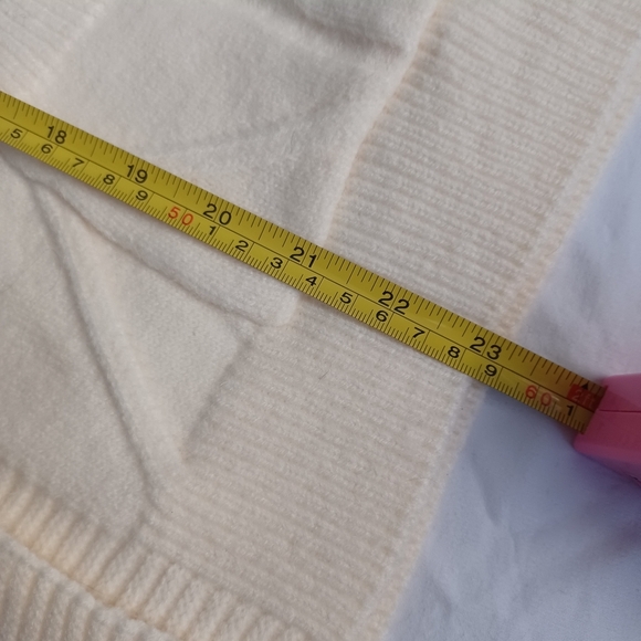 Womens Cream Cardigan M/L Cable Knit Sweater Patches Grandma Core Gossip Girl - Picture 6 of 8